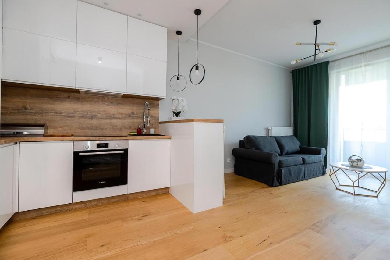 Apart D&K Free Parking Komputerowa 8 Apartment Warsaw Exterior photo