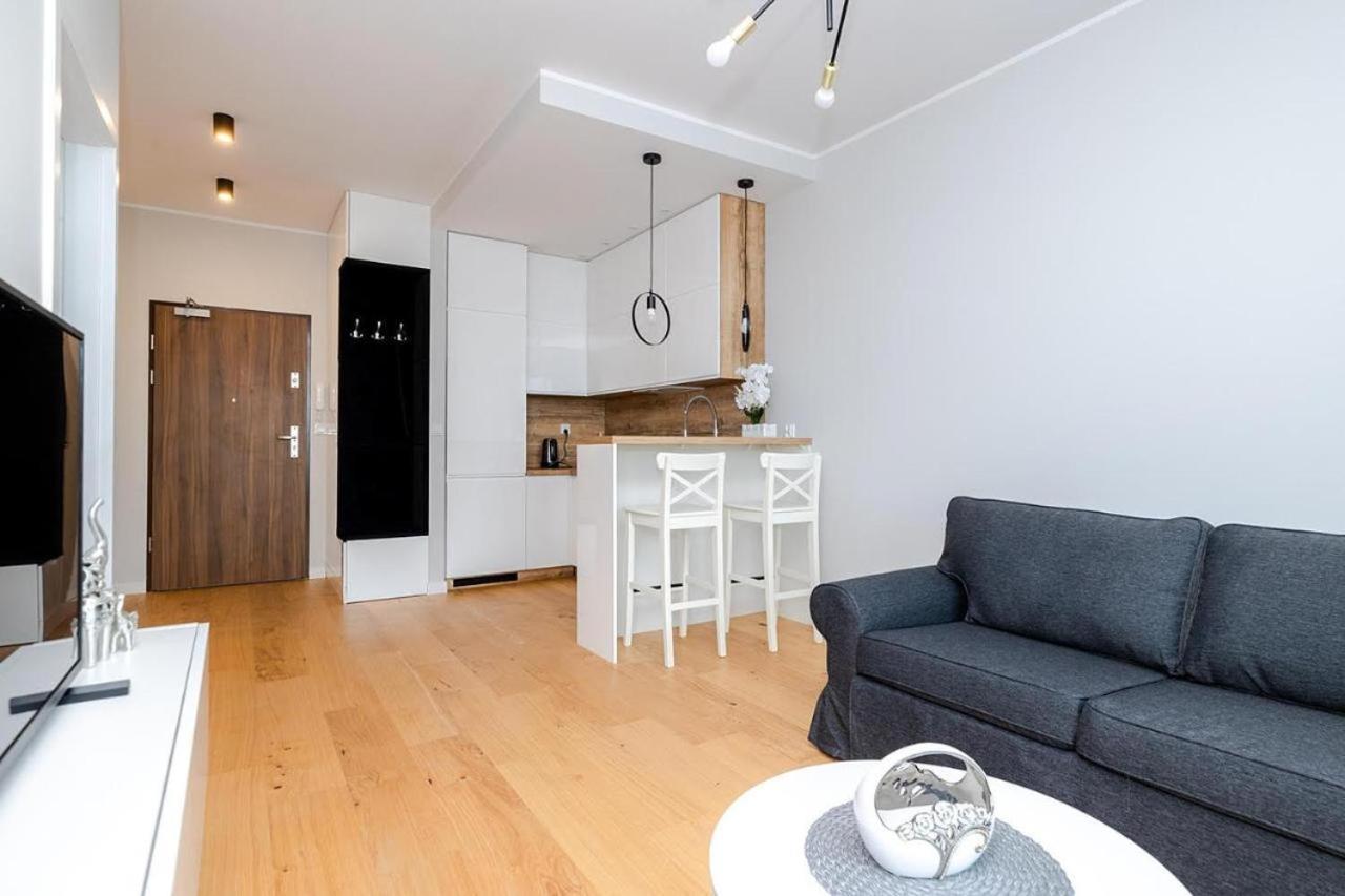Apart D&K Free Parking Komputerowa 8 Apartment Warsaw Exterior photo